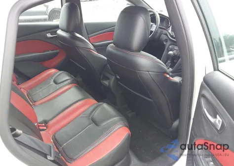 2013 Dodge Dart Gt z USA, uszkodzony, nr VIN 1C3CDFCBXDD341135